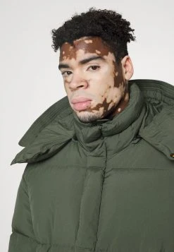 Diesel Réduction ROLF LONG - Doudoune vestes capuche male 12 Diesel Réduction ROLF LONG - Doudoune vestes capuche male -Boutique France Diesel 69794f0ec2604727a8f926c5bf7af79d