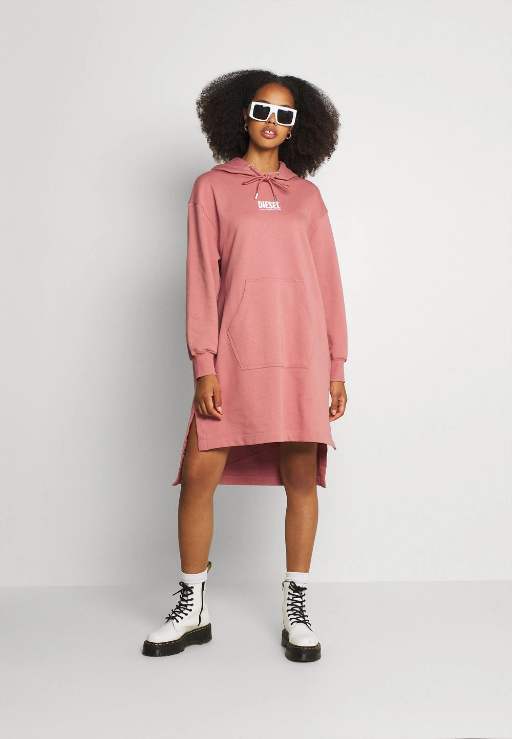 Diesel D-ILSE-ECOSMALLOGO - Robe de jour Réduction robes capuche female 2 Diesel D-ILSE-ECOSMALLOGO - Robe de jour Réduction robes capuche female – Image 2