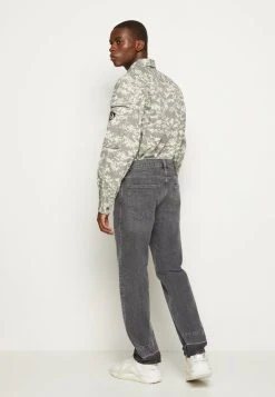 Diesel Soldes MACS - Jean droit jeans normale homme -Boutique France Diesel 7127a87a34ab4f4a83a3062d58affba4