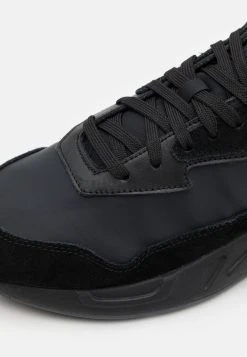 Diesel S-SERENDIPITY LC - Baskets basses Prix Dynamité sneakers rond male -Boutique France Diesel 752152bb8fbe475a9fb096d25f63148c