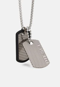 Diesel DOUBLE DOGTAGS - Collier Prix Sacrifiés montres et bijoux mousqueton male -Boutique France Diesel 75d3d39a73554035bed9e7b65d1b9a77