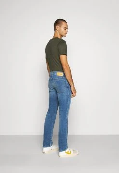 Diesel Discount En Ligne D-MIHTRY - Jean droit jeans normale homme 25 Diesel Discount En Ligne D-MIHTRY - Jean droit jeans normale homme -Boutique France Diesel 7ab5f9d86b5b4fe29643de6f99a558b7