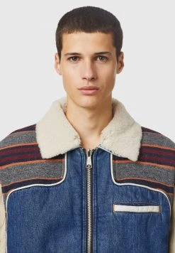 Prix Distinctifs Diesel Veste en jean vestes col contrastant homme 7 Prix Distinctifs Diesel Veste en jean vestes col contrastant homme -Boutique France Diesel 7c663d7f6a6d4d69a2e848a260818098