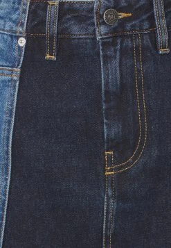 Diesel DE-PAU-SP SKIRT - Jupe crayon Meilleur Prix Garanti jupes fermeture éclair femme -Boutique France Diesel 808b1fb680e04290b77370eab66fe927