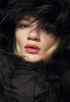 Diesel URSULA - Parka Garantie De Qualité 100% manteaux capuche femme -Boutique France Diesel 80fd3a40ba3b4c0098e9033fd240a0b0