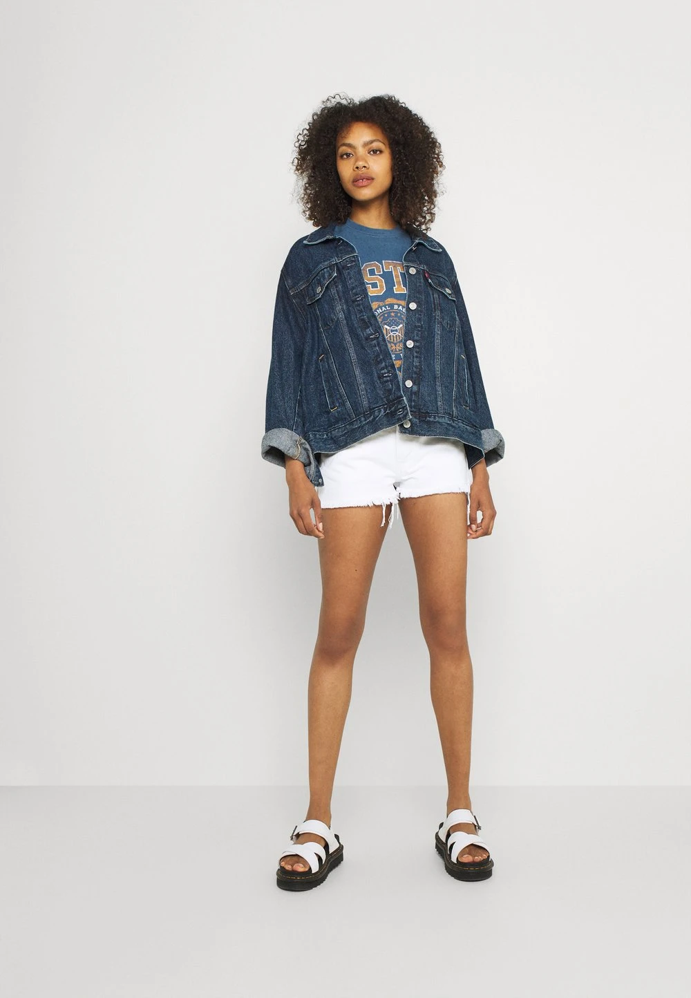 Diesel Prix Favorable DE-RIFTY - Short en jean shorts normale femme 2 Diesel Prix Favorable DE-RIFTY - Short en jean shorts normale femme – Image 2