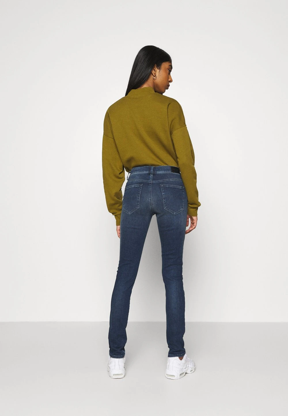 Diesel Prix Gelé D-ROISIN - Jeans Skinny normale femme 3 Diesel Prix Gelé D-ROISIN - Jeans Skinny normale femme – Image 3