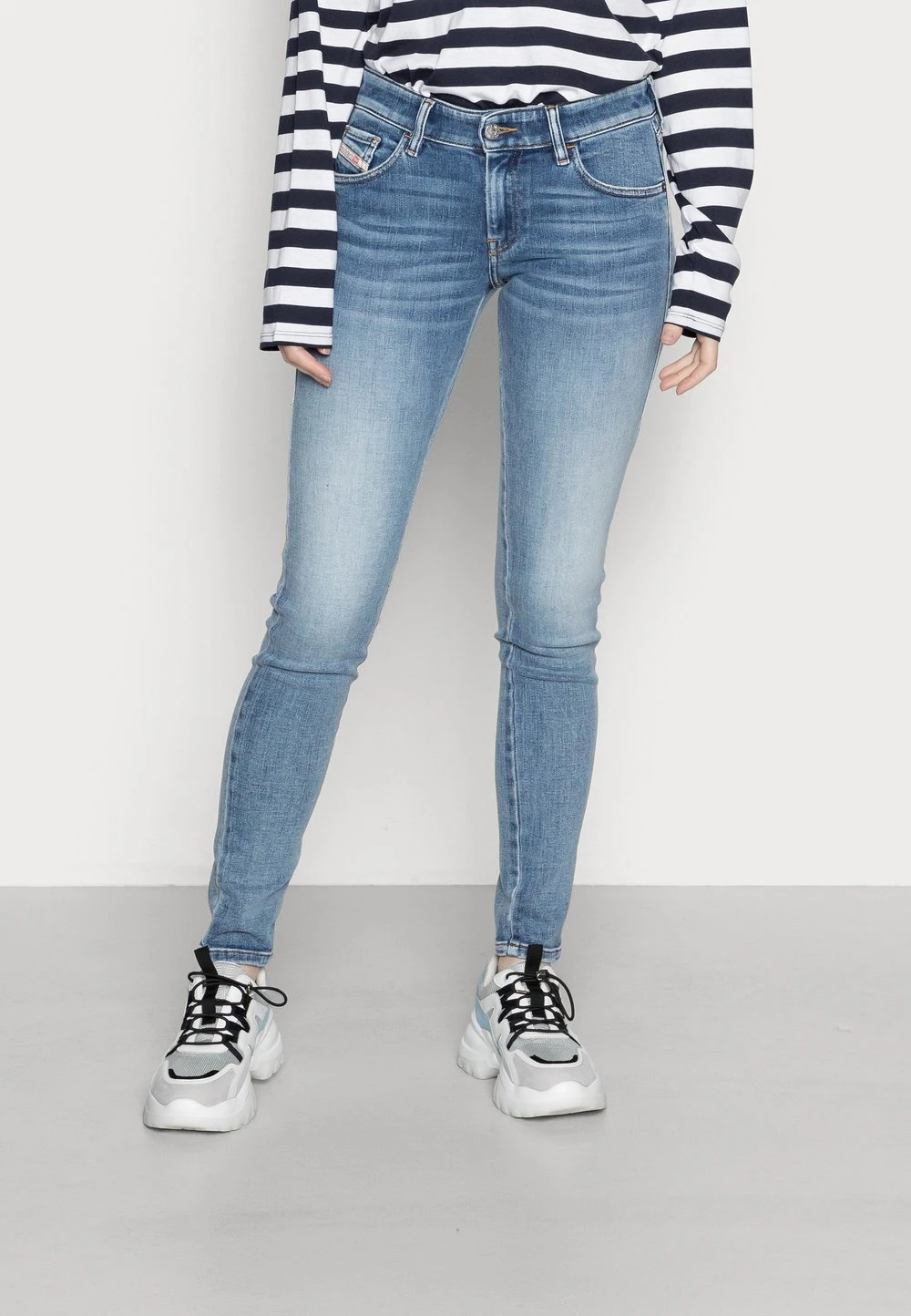 Diesel Qualité Excellente SLANDY LOW - Jeans Skinny normale femme 1 Diesel Qualité Excellente SLANDY LOW - Jeans Skinny normale femme