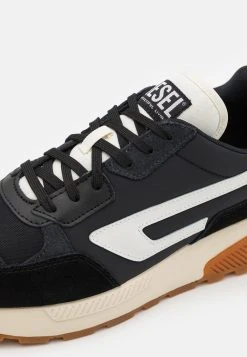 Qualité Supérieure Diesel S-TYCHE LL - Baskets basses sneakers rond homme 12 Qualité Supérieure Diesel S-TYCHE LL - Baskets basses sneakers rond homme -Boutique France Diesel 8af7e1b69907418d8c6ecdfebcf0017c