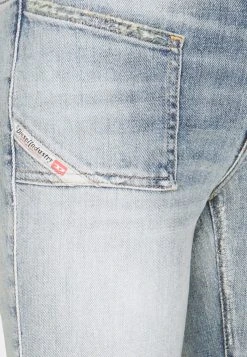 Rabais Diesel D-EBBEY-X - Jean flare jeans basse femme -Boutique France Diesel 8bfd23c51c4b459abdcece618d31eac5