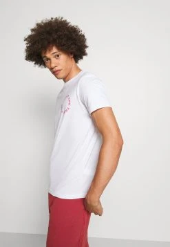 Diesel T-DIEGOS-B7 - T-shirt imprimé En Remise t-shirts col rond homme -Boutique France Diesel 8e34be17f53a43b6afac9c5374b1a88e