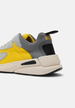 Diesel En promotion S-SERENDIPITY - Baskets basses sneakers rond homme -Boutique France Diesel 8e42c83ac1884ec18a966ee38153d4a3