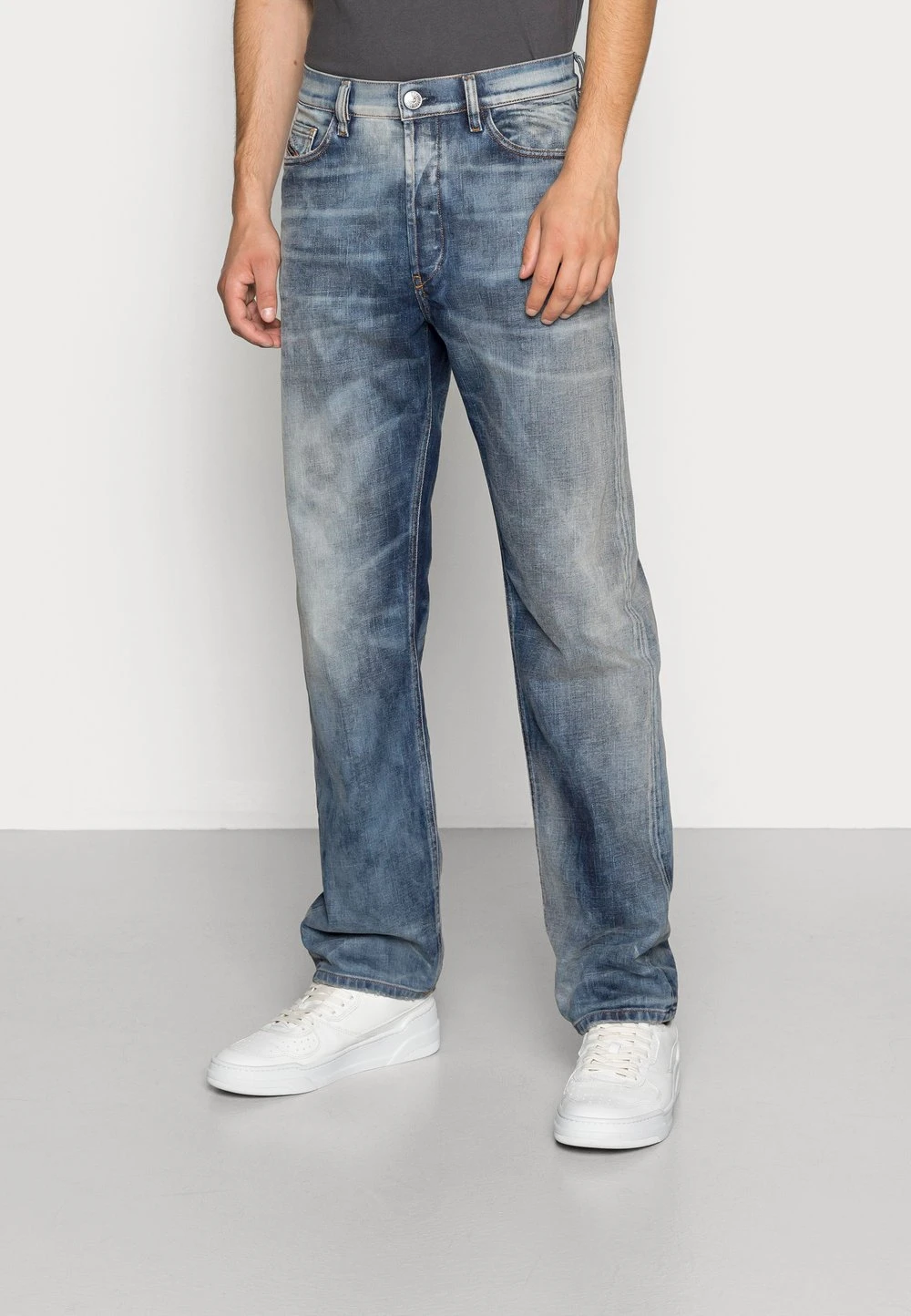 Diesel Faible Prix MACS - Jean droit jeans normale male 1 Diesel Faible Prix MACS - Jean droit jeans normale male