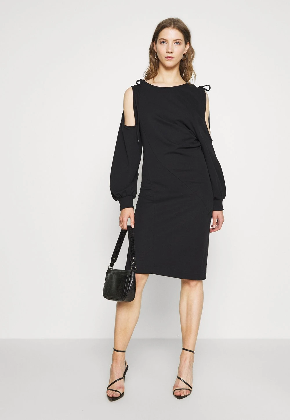 Soldes Diesel REVERT DRESS - Robe de jour robes col rond femme 2 Soldes Diesel REVERT DRESS - Robe de jour robes col rond femme – Image 2