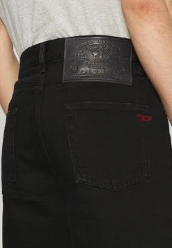 Vendre-Réclame Diesel D-STRUKT-SHORT - Short en jean shorts normale homme 11 Vendre-Réclame Diesel D-STRUKT-SHORT - Short en jean shorts normale homme -Boutique France Diesel 9448ca0e365e4b6395a2b2ebb812c20c