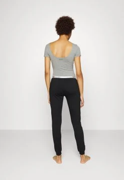 Prix Acceptable Diesel BABYX - Bas de pyjama pyjamas et nuisettes normale femme 8 Prix Acceptable Diesel BABYX - Bas de pyjama pyjamas et nuisettes normale femme -Boutique France Diesel 94c8b338e5884063b8930bdfc19b75dd