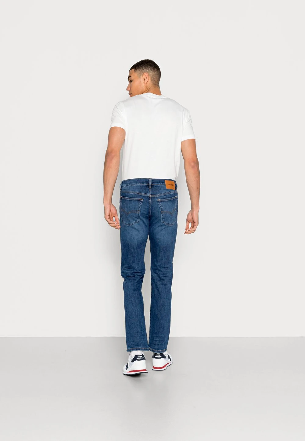 Diesel Haute Qualité D-MIHTRY - Jean droit jeans normale homme 3 Diesel Haute Qualité D-MIHTRY - Jean droit jeans normale homme – Image 3