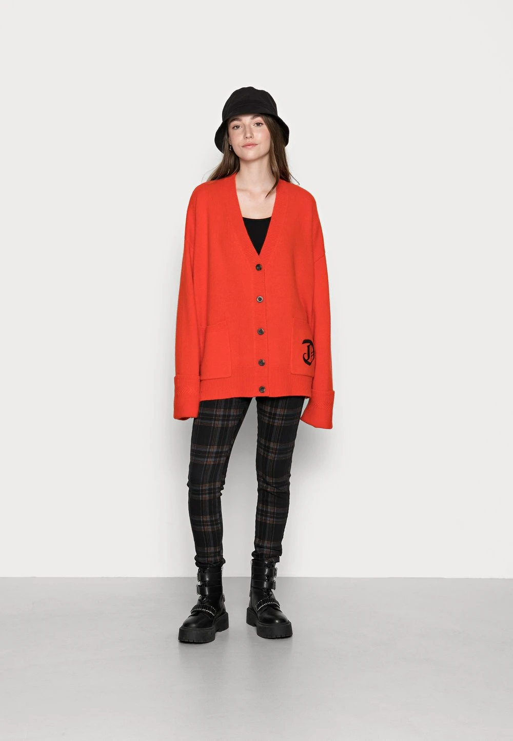 Prix Ourlé Diesel LOUISIANA - Gilet pulls et gilets col en v profond femme 2 Prix Ourlé Diesel LOUISIANA - Gilet pulls et gilets col en v profond femme – Image 2