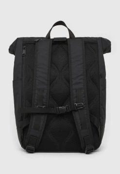 Prix Dynamité Diesel SHINOBI - Sac à dos sacs compartiment pour pc portable homme -Boutique France Diesel 9e0f090c0bb44742882a26e1ba6fd5bb