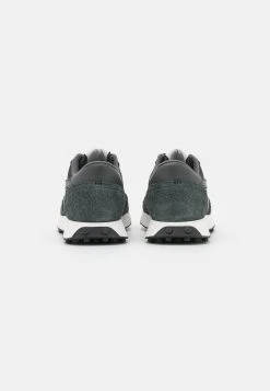 Diesel Promos S-RACER LC W - Baskets basses baskets & sneakers rond femme -Boutique France Diesel a26a7b2c9f2c4af2a319010657c793ba