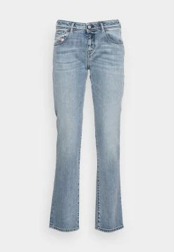 Diesel 2002 - Jean droit Un Tarif Préférentiel jeans basse female -Boutique France Diesel a2cbb74afe2648418f401a2cd2dd6ee3