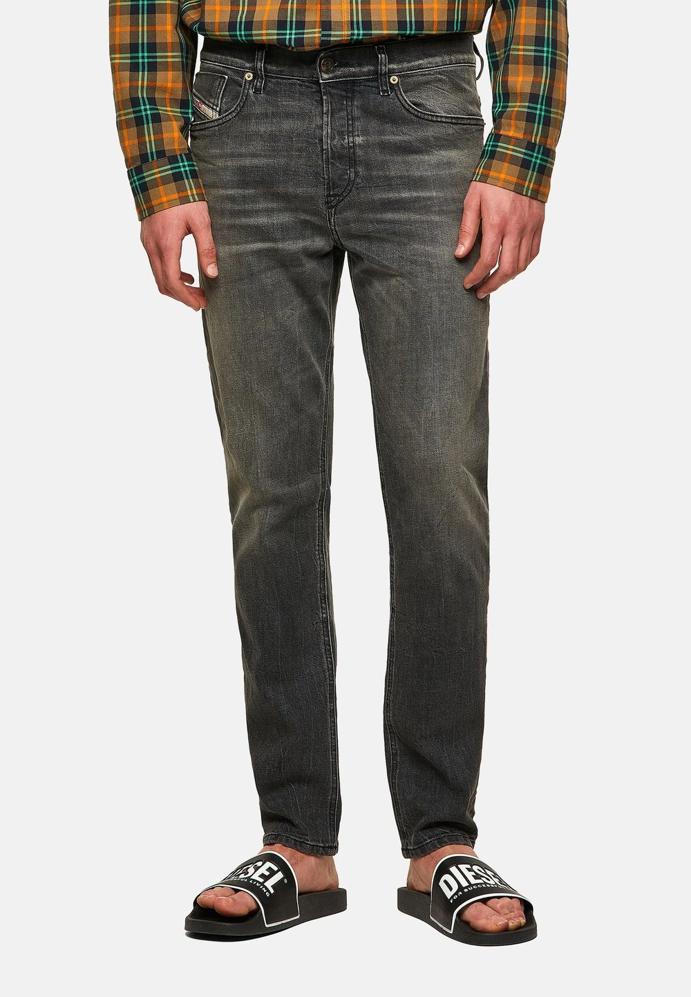 Vendre Diesel Jean droit jeans normale homme 1 Vendre Diesel Jean droit jeans normale homme