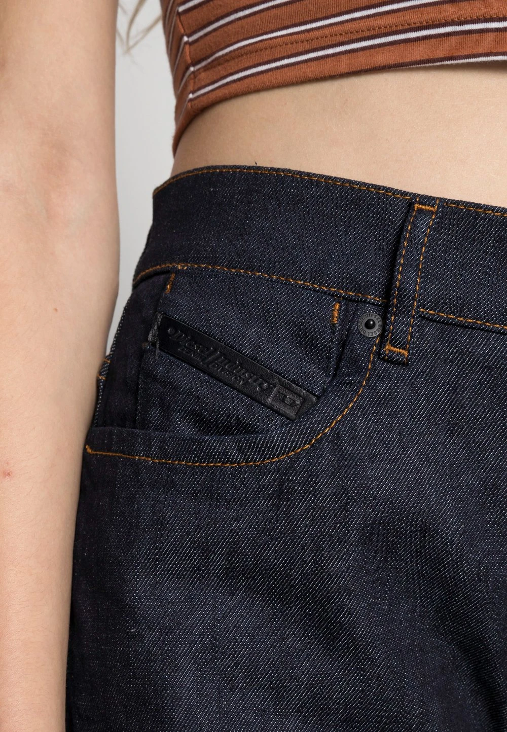 Diesel Prix Préférentiel D-AIR - Jean droit jeans haute femme 5 Diesel Prix Préférentiel D-AIR - Jean droit jeans haute femme – Image 5