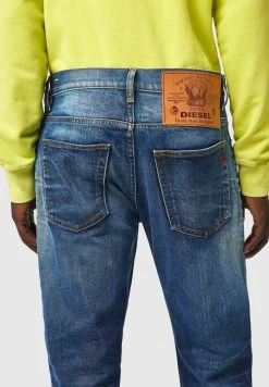 Diesel Jean droit Qualité Fiable jeans normale homme -Boutique France Diesel a6d4ea40b3ee4736b5b6b3a4b3c48c1a