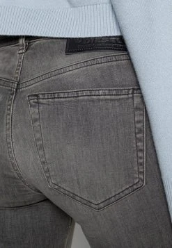 Prix Aimable Diesel SLANDY - Jeans Skinny normale female -Boutique France Diesel a86e3acd536c49fcac0227c747c5083d