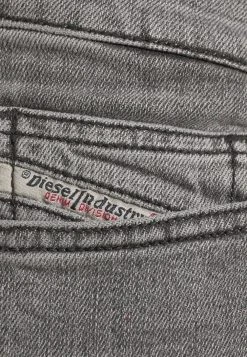 Prix Bradés Diesel LUSTER - Jean slim jeans normale homme -Boutique France Diesel a8a5bb85119041c29063610ef872e0cd