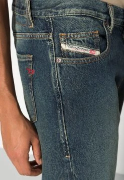 Diesel 2020 D VIKER - Jean droit Qualité Excellente jeans haute male 16 Diesel 2020 D VIKER - Jean droit Qualité Excellente jeans haute male -Boutique France Diesel a8f3c3e758e5488ca0fc7a4480638fba