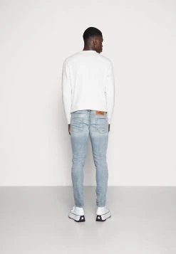 Diesel Jean droit Qualité Supérieure jeans normale male -Boutique France Diesel aa7d1f4fa5fe489f8c397300a4666531