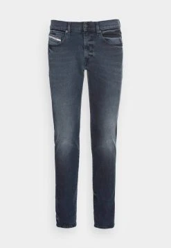 En promotion Diesel Jean droit jeans normale male -Boutique France Diesel ad65100e017c4a73a09eceb06d7b76c4 1