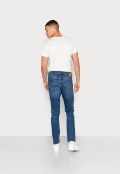 Diesel Petit Prix D YENNOX - Jean slim jeans normale male 21 Diesel Petit Prix D YENNOX - Jean slim jeans normale male -Boutique France Diesel ae7dd984f55949c192cfdc76fba9a83a