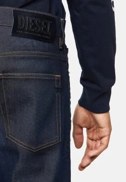 Prix Cassé Diesel D FINING 09A45 - Jeans fuselé normale homme -Boutique France Diesel ae9dc0b824fa46318f814eb4b8a35fdb