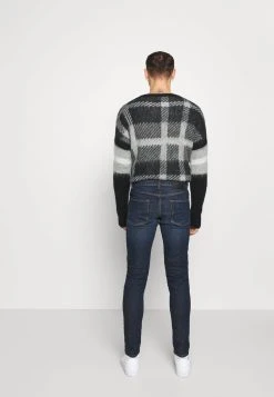 Diesel Promos Jean droit jeans normale homme -Boutique France Diesel b132287fc57048be82c93c2568914c58