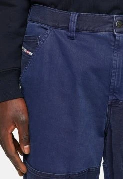 Prix Ourlé Diesel D-AZERR 0GCAP - Jean droit jeans normale homme -Boutique France Diesel b43697291c9749f6a74373ff4b08d4ae