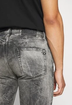 Diesel Prix Discount Jean droit jeans normale homme -Boutique France Diesel b43ea424e83041f7b38bd8aa6af22797