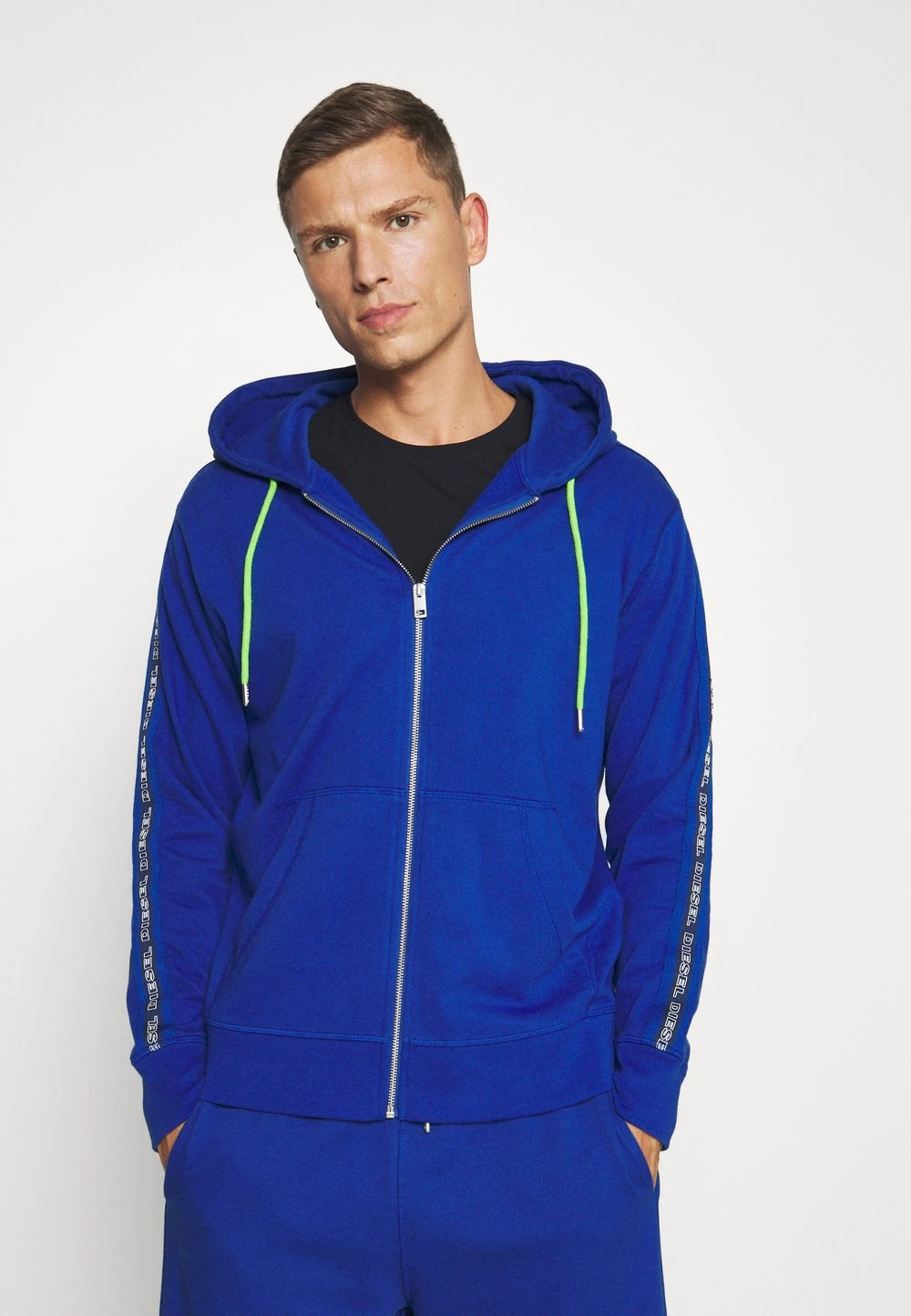 Diesel BRANDON - Haut de pyjama Garantie De Qualité 100% pyjamas capuche homme 1 Diesel BRANDON - Haut de pyjama Garantie De Qualité 100% pyjamas capuche homme