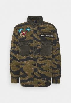 Diesel S-BUNNELL-CMF - Chemise Prix Gelé chemises col kent homme -Boutique France Diesel b64cc28de3cf41929ff30a894bc2b821