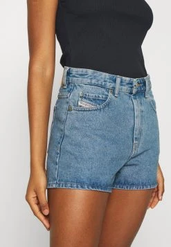 Diesel Vendre D-ISI-SHORT SHORTS - Short en jean normale femme -Boutique France Diesel b6db57026937472e8f14afdf44652552