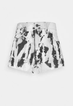 Diesel Prix Avantageux Short en jean shorts normale femme -Boutique France Diesel b8a5e7794ca64e47b5e795dbc3246c29