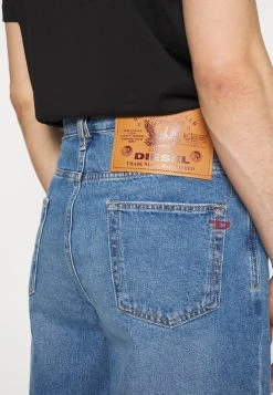 Qualité garantie 100% Diesel D-STRUKT-SHORT - Short en jean shorts haute homme -Boutique France Diesel ba77fa6325504f28bc1ba59813195a3e