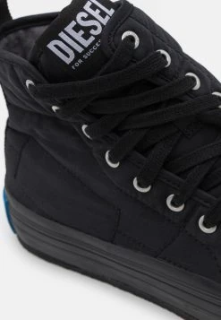 Prix Exclusifs Diesel S-MUJI MC - Baskets montantes sneakers rond male 12 Prix Exclusifs Diesel S-MUJI MC - Baskets montantes sneakers rond male -Boutique France Diesel bd3b5aca406d458fba057c92f6e463a2