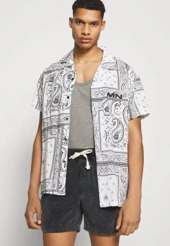 Prix d’Amis Diesel UMTK-LOCO-ELAS - Débardeur t-shirts encolure large ronde male 11 Prix d’Amis Diesel UMTK-LOCO-ELAS - Débardeur t-shirts encolure large ronde male -Boutique France Diesel be56428f02fd46c6826800578ce4d189