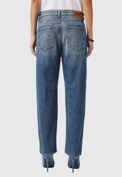 Diesel Prix Bradés Jean droit jeans femme femme -Boutique France Diesel bfdbf1f897bf448e94ebb9d00b0c799c