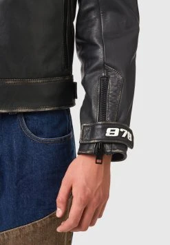 Qualité garantie 100% Diesel L TEAM - Veste en cuir vestes col officier homme 9 Qualité garantie 100% Diesel L TEAM - Veste en cuir vestes col officier homme -Boutique France Diesel c268a8d2e7ea4d438195411a24893caa