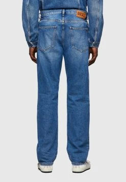 Prix De Rêve Diesel D MACS MG - Jean droit jeans normale homme -Boutique France Diesel c2cb550af8194765bb9330666273e3b7