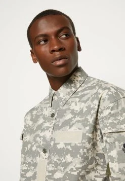 Diesel Vendre DAVIES - Chemise chemises col kent homme -Boutique France Diesel c66f838013ed4847a4e346e9e931486b