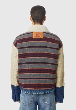 Prix Distinctifs Diesel Veste en jean vestes col contrastant homme 6 Prix Distinctifs Diesel Veste en jean vestes col contrastant homme -Boutique France Diesel c828e38efb7047f2a7c12faac28673f9